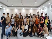 Extension Class Program Nomor 4