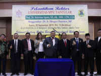 Extension Class Program Nomor 6