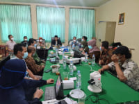 Extension Class Program Nomor 7