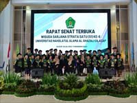Extension Class Program Nomor 2