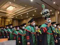 Extension Class Program Nomor 8